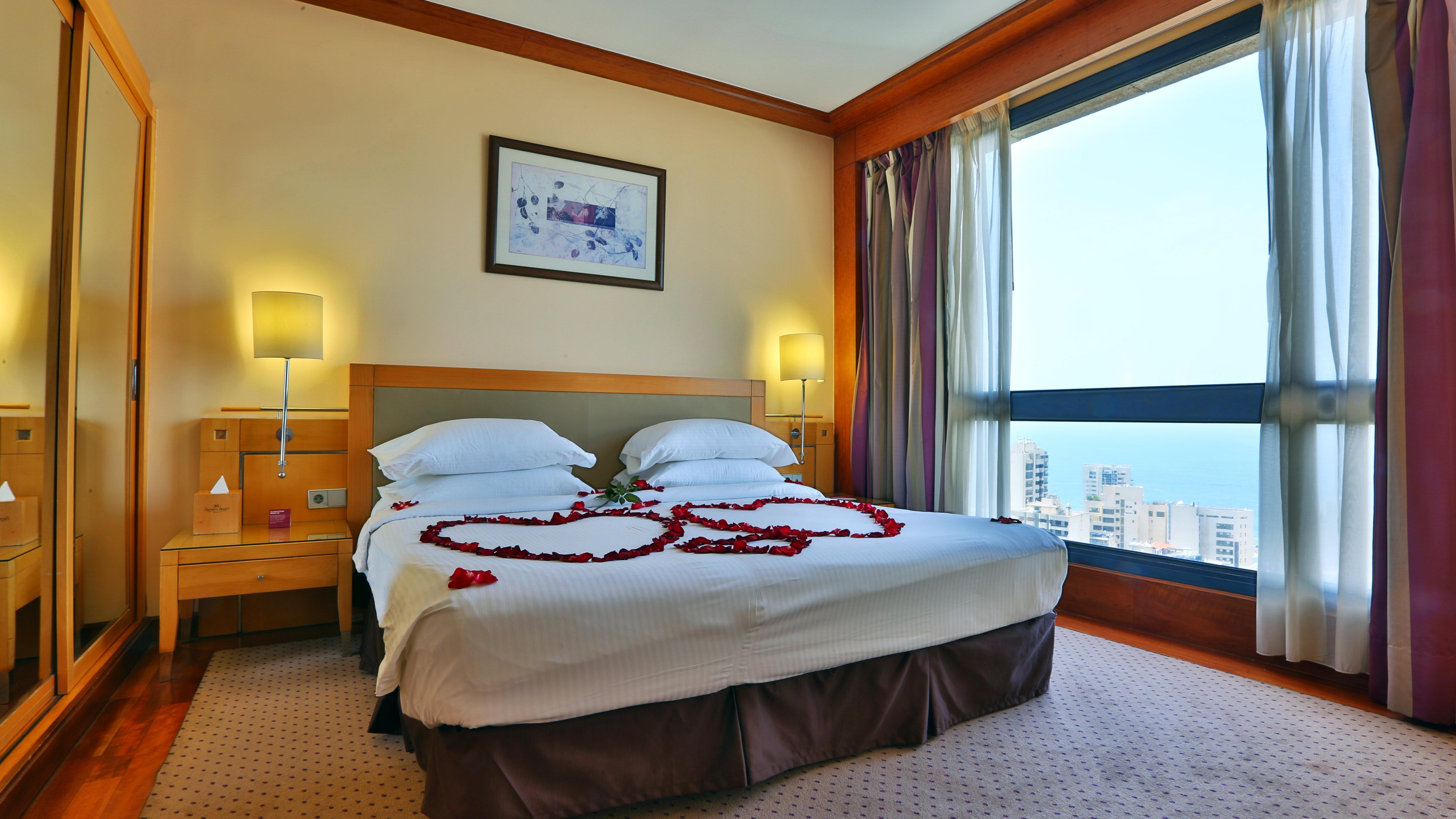 Crowne Plaza Hamra By Ihg Hotel