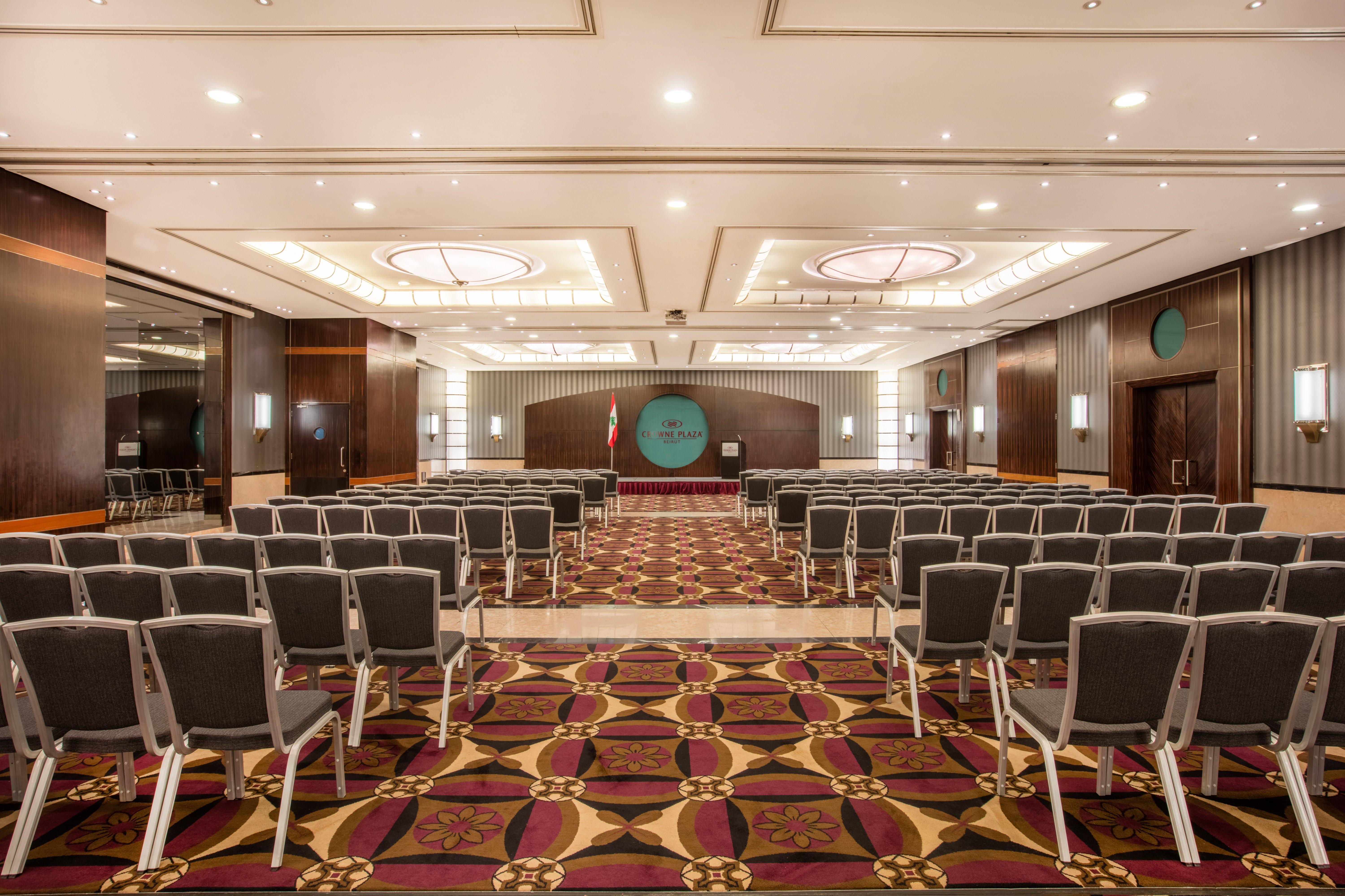 Hotel Crowne Plaza Hamra By Ihg 5*