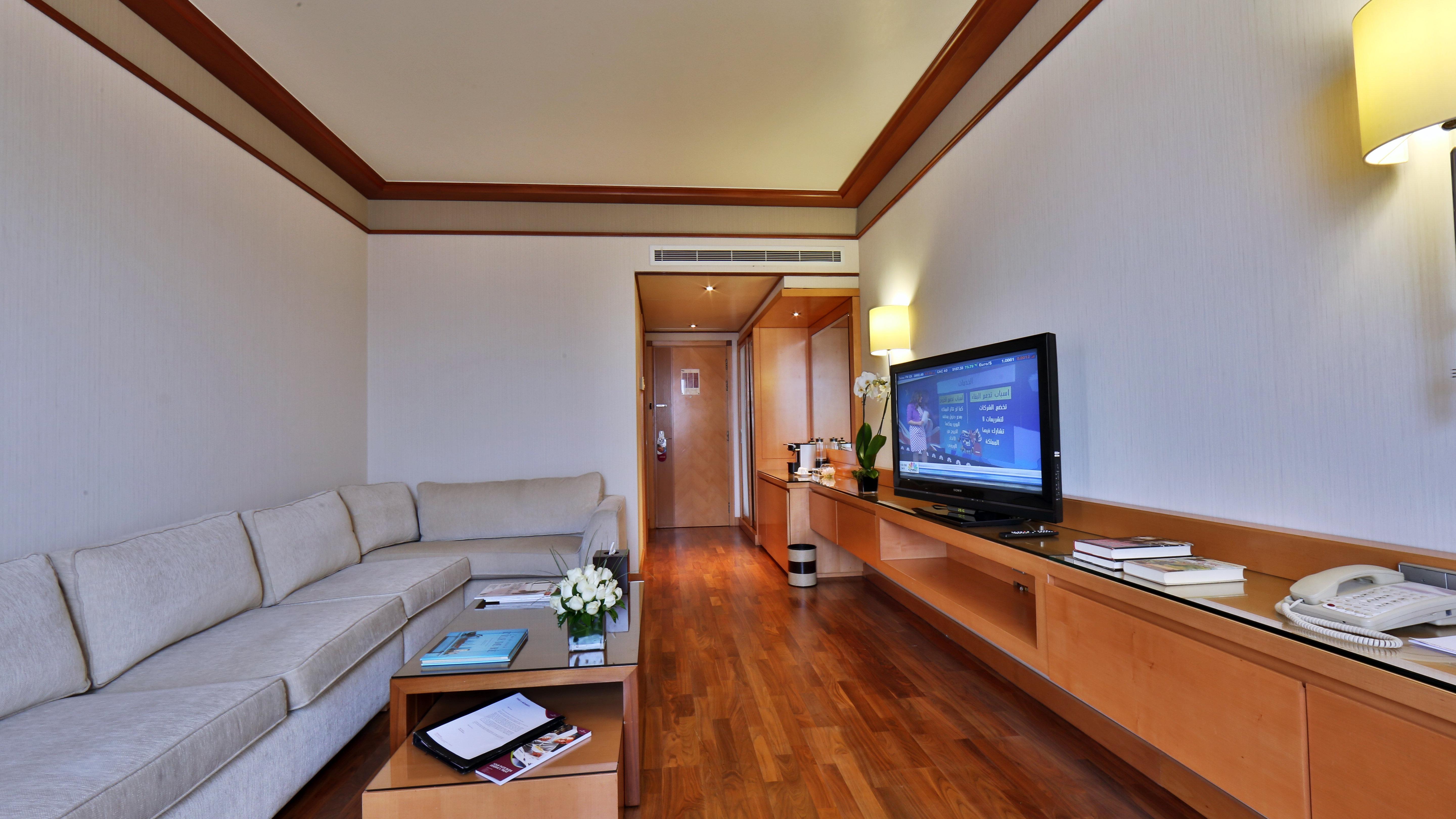 Hotel Crowne Plaza Hamra By Ihg 5*