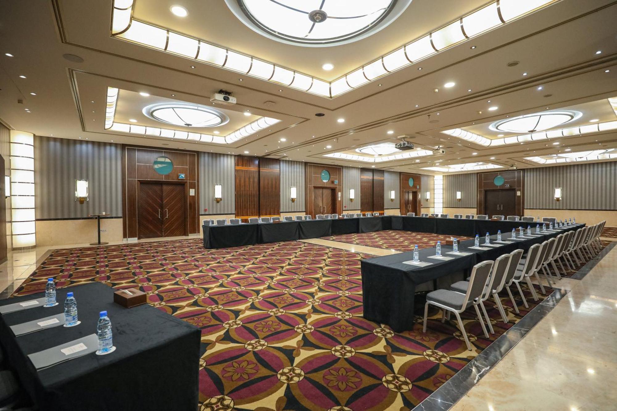 Crowne Plaza Hamra By Ihg Beirut