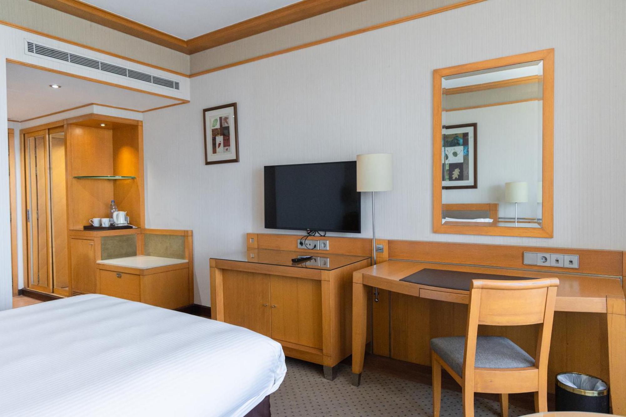Crowne Plaza Hamra By Ihg Hotel 5*