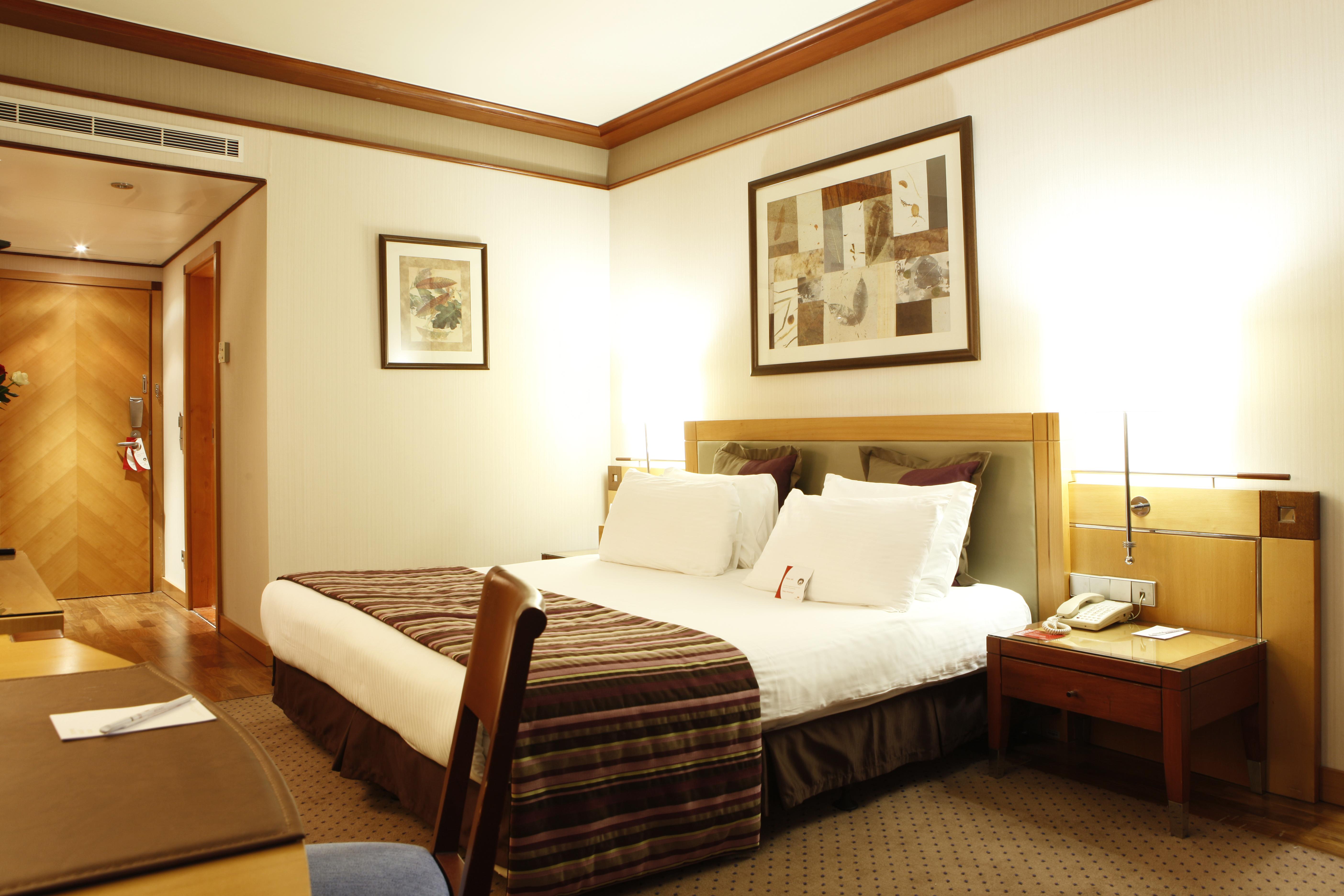 Hotel Crowne Plaza Hamra By Ihg 5*